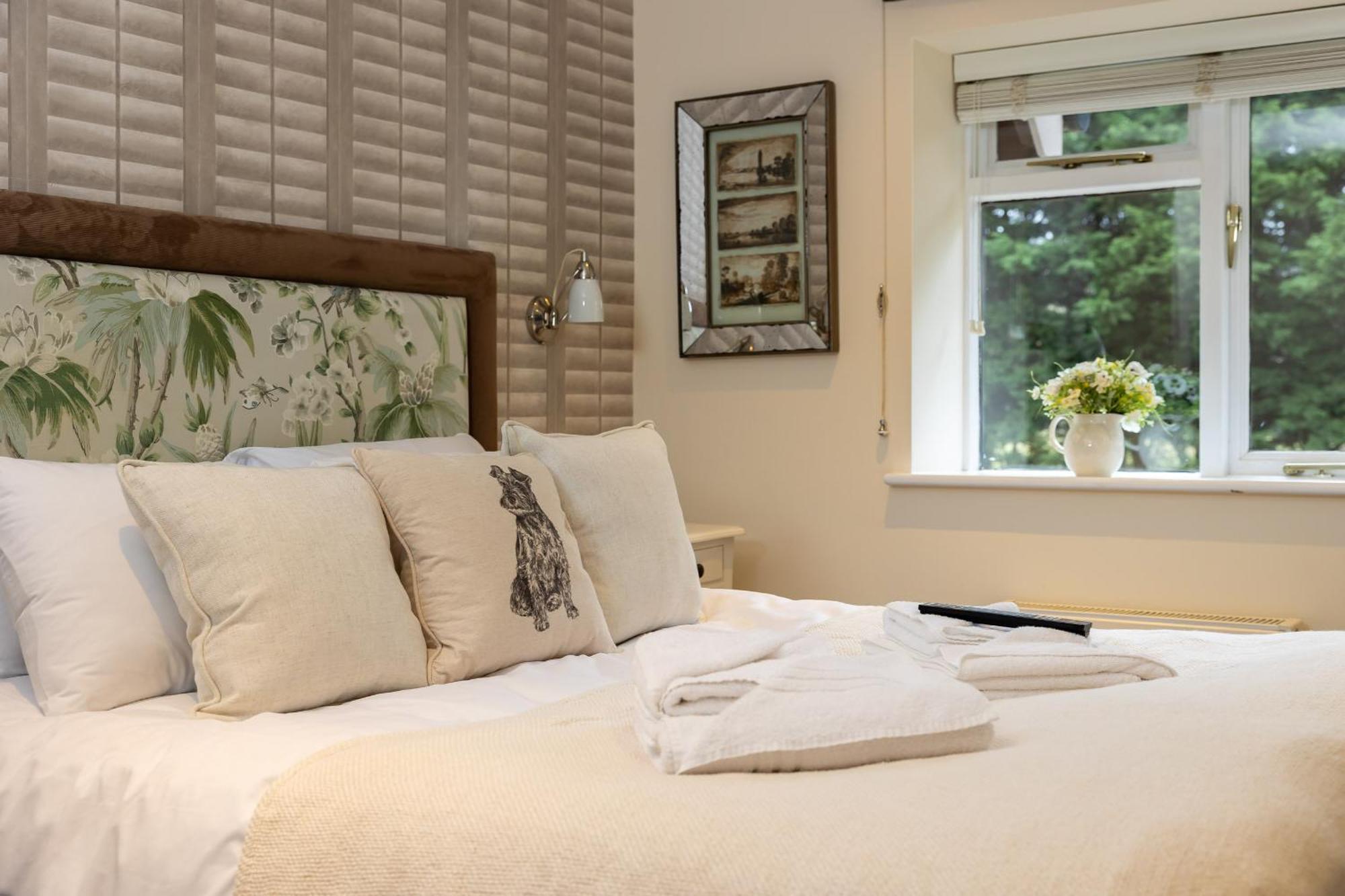 The Olde Coach House Inn Ashby Saint Ledgers Екстер'єр фото
