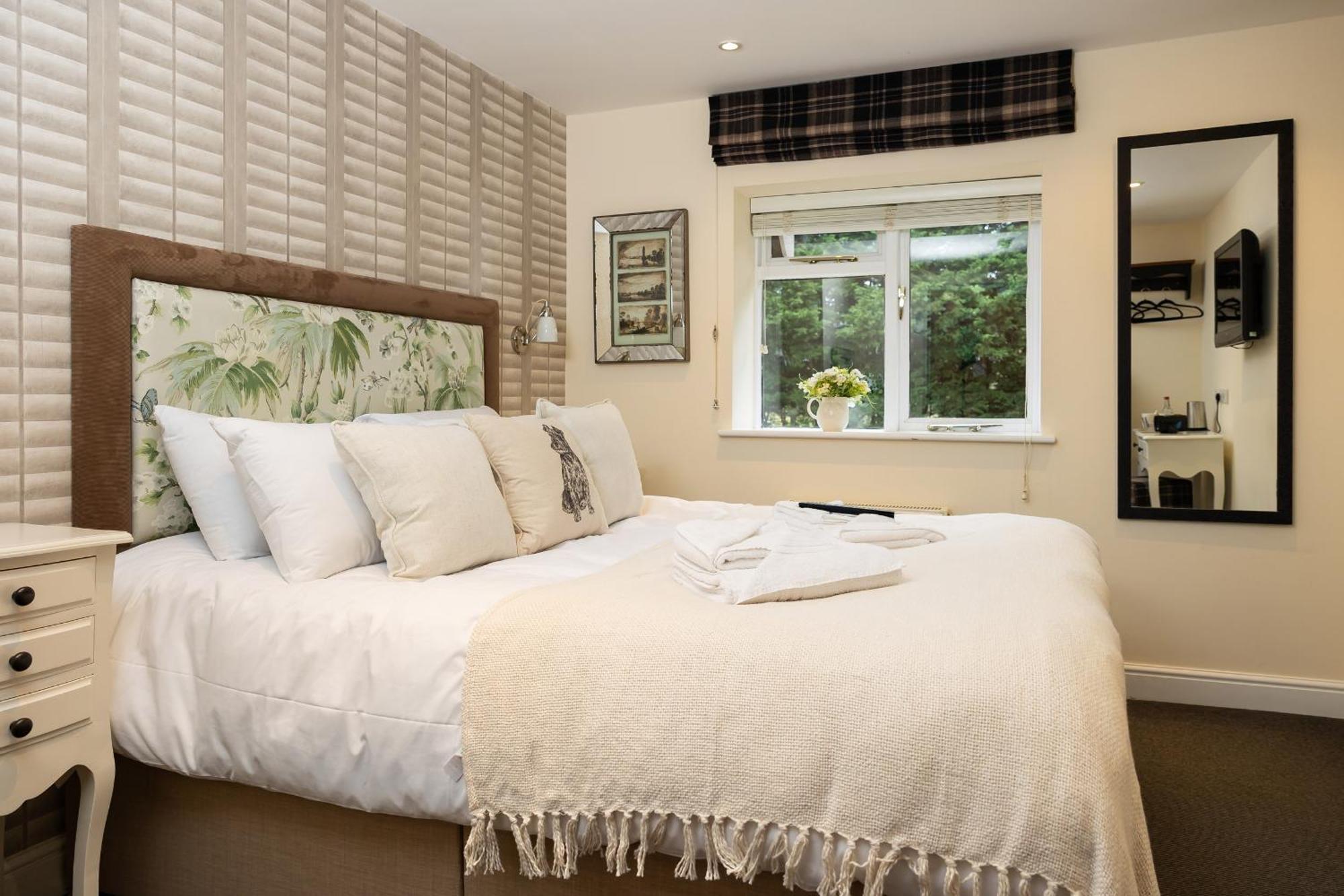 The Olde Coach House Inn Ashby Saint Ledgers Екстер'єр фото