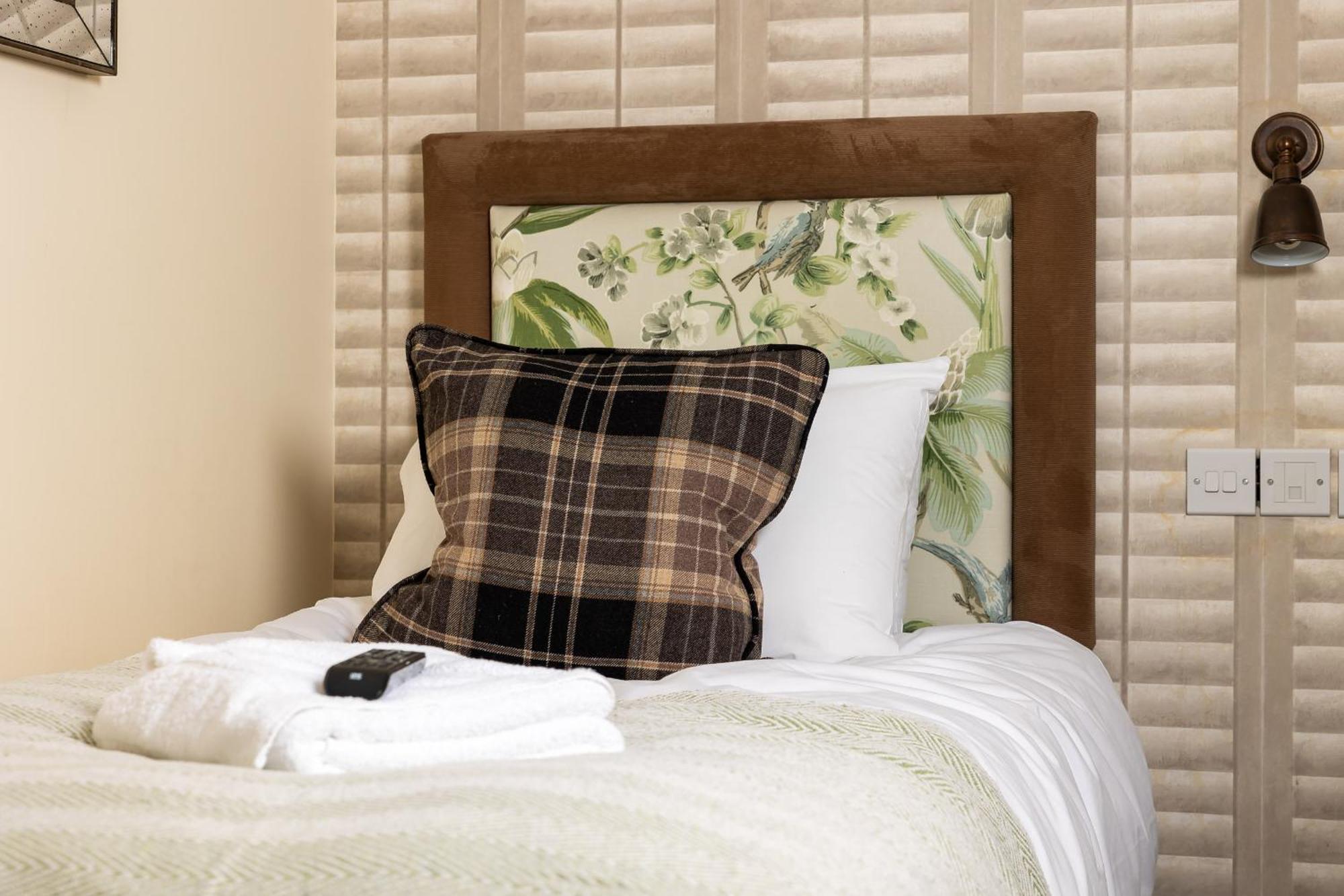 The Olde Coach House Inn Ashby Saint Ledgers Екстер'єр фото